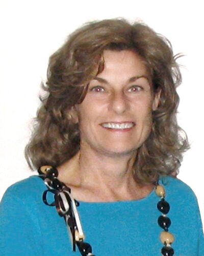 Suzanne Lee Freitas